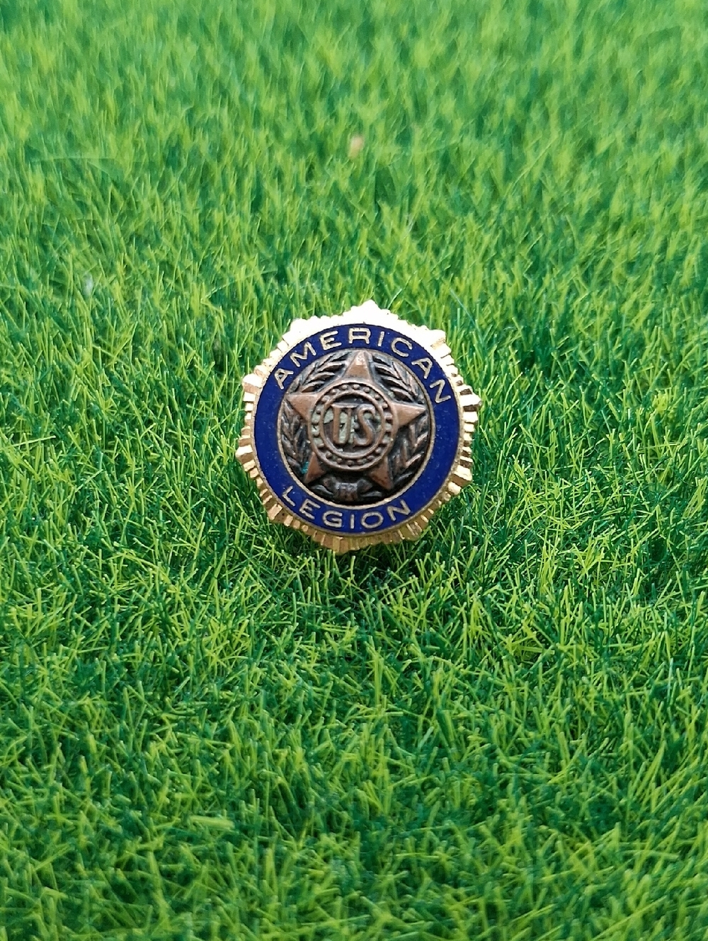 American Legion Blue and Gold Tone Enamel Lapel Pin B469